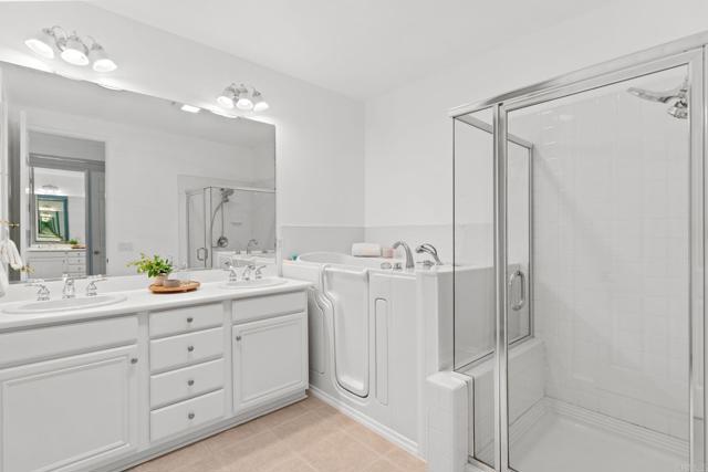 2534 Navarra Drive, Carlsbad CA: https://media.crmls.org/mediaz/dc304f3c-59d9-4403-9a04-6cd2ccf84c15.jpg