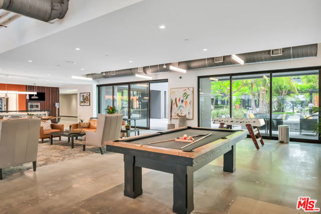  Commercial for Sale in El Segundo, California