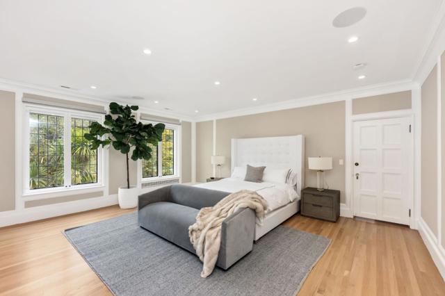 85 Fagan Drive, Hillsborough CA: https://media.crmls.org/mediaz/dc33d846-f1df-4a40-8b0d-901fb3d0ee69.jpg