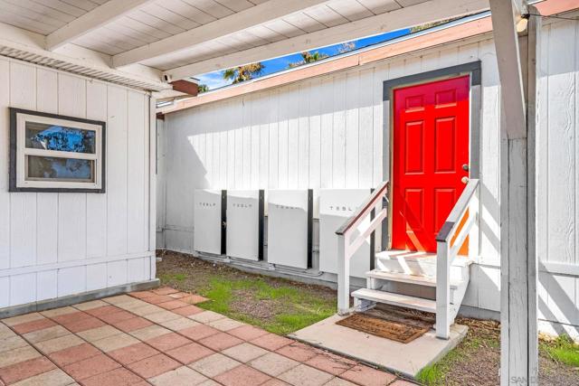 40110 Angora Ln, Temecula CA: https://media.crmls.org/mediaz/dc349d25-e377-458f-b2ea-8bbb30ecf68c.jpg