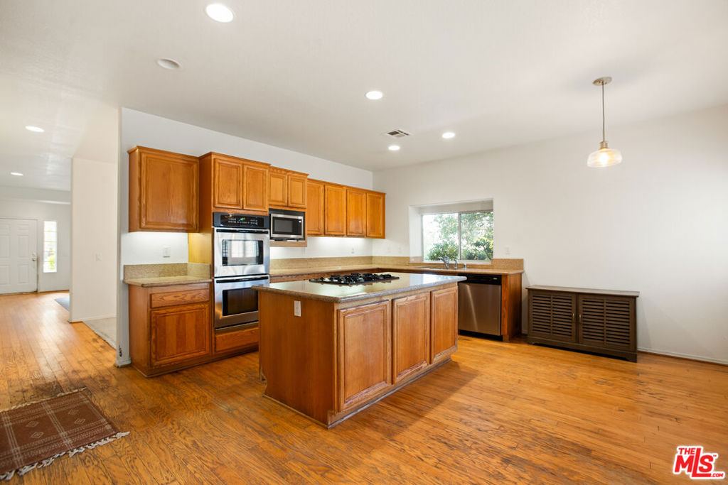 MLS #25589135 image #7