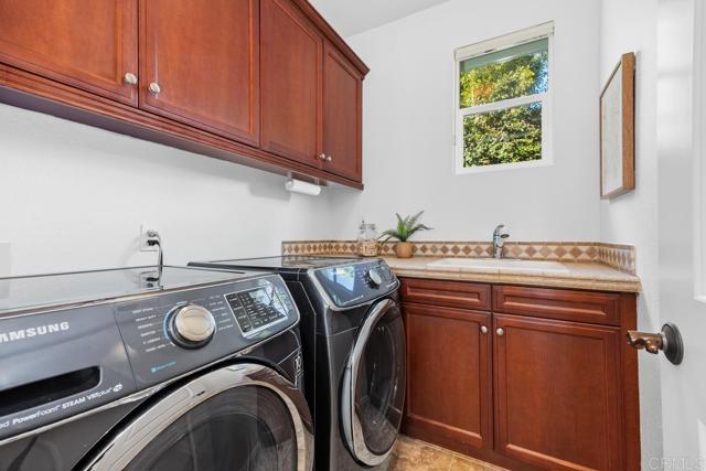 Detail Gallery Image 43 of 59 For 6777 Lonicera, Carlsbad,  CA 92011 - 5 Beds | 4/1 Baths