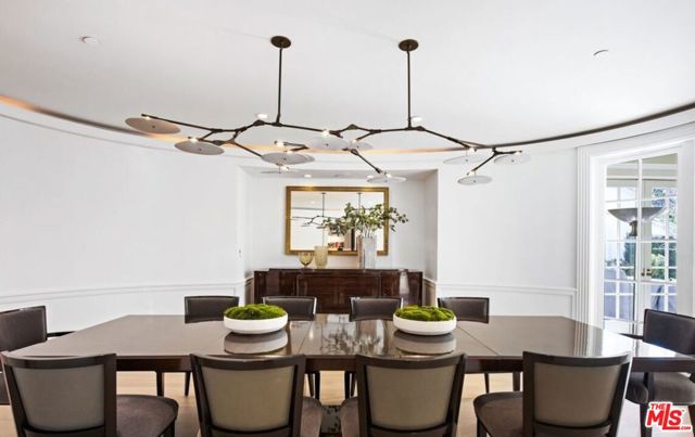 111 N Mapleton Drive, Los Angeles CA: https://media.crmls.org/mediaz/dc35c714-8fe2-4864-98fd-fc87049df853.jpg