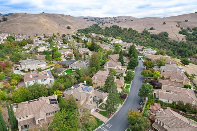 5849 Gleneagles Circle, San Jose CA: https://media.crmls.org/mediaz/dc365a86-c298-4458-842a-a14c7cddb1c9.jpg