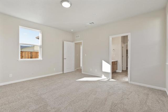 772 Livingston Avenue, King City CA: https://media.crmls.org/mediaz/dc36a57b-2c0a-4e29-86f1-acd483dfe703.jpg