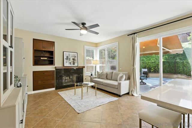 12224 Mulholland Ct, San Diego CA: https://media.crmls.org/mediaz/dc36da95-f5c5-4a32-908f-c9b9edfcc5c7.jpg