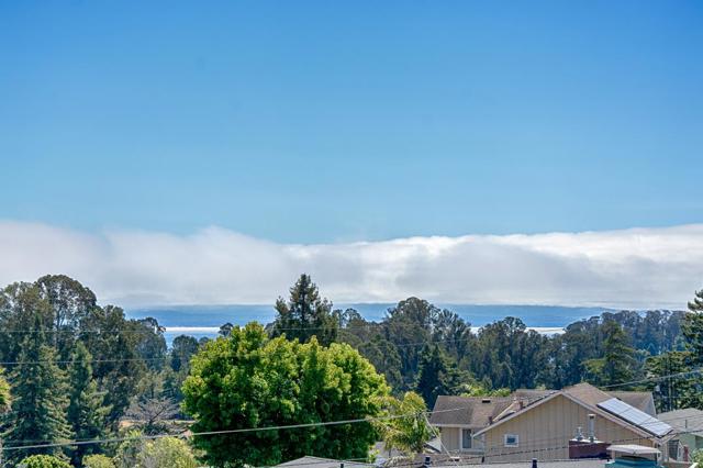 3510 Putter Drive, Soquel CA: https://media.crmls.org/mediaz/dc371bd3-cf07-45b0-a9b3-a41103ecf286.jpg