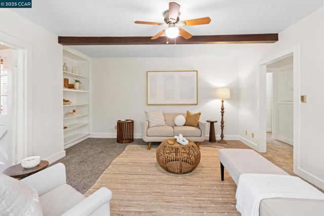 466 Clark St, Crockett CA: https://media.crmls.org/mediaz/dc378ca3-3c7c-42b5-b4a4-856bb95a6bb9.jpg