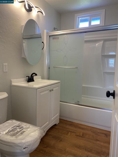 421 Ripley Ave, Richmond CA: https://media.crmls.org/mediaz/dc379bc1-e450-47f5-ad7a-f7c0c31c2746.jpg