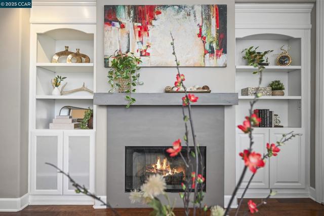 1800 Alma Ave, Walnut Creek CA: https://media.crmls.org/mediaz/dc38596e-0d55-4b09-8c14-d018fb557a43.jpg