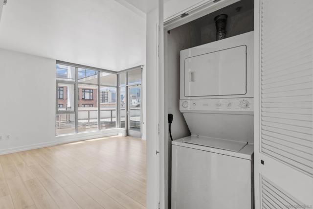 575 6th Ave, San Diego CA: https://media.crmls.org/mediaz/dc39eb70-3d09-447d-bc0e-bac01bc19beb.jpg