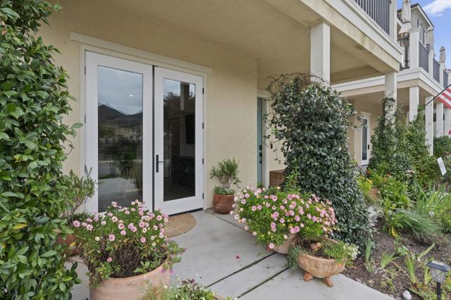 Detail Gallery Image 4 of 55 For 21541 Trail Blazer Ln, Escondido,  CA 92029 - 3 Beds | 3/1 Baths