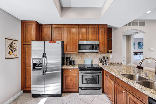 67320 Cumbres Court, Cathedral City CA: https://media.crmls.org/mediaz/dc3a4e54-ede8-4d10-af91-873f4e295b4a.jpg