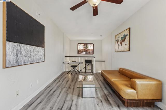 Image 33 of 59 For 4661 Rimini Ct  43
