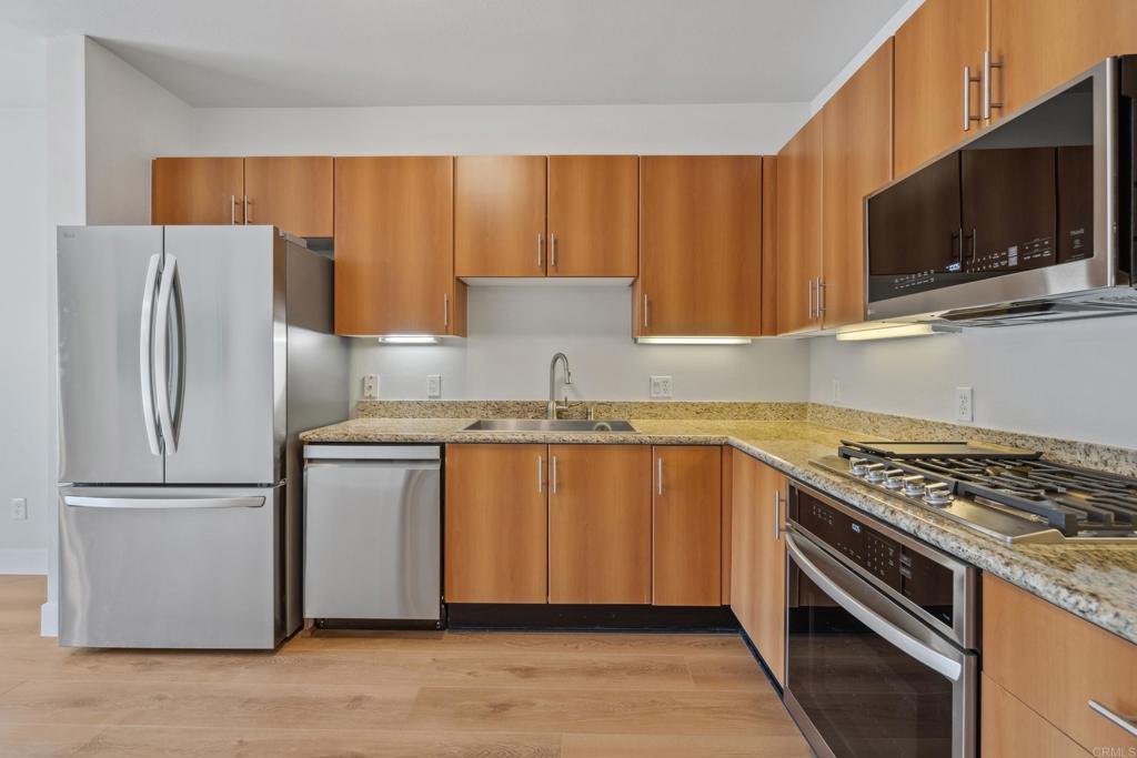 550 Park Boulevard - photo 6
