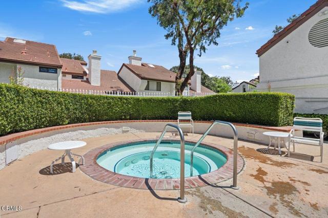 Detail Gallery Image 17 of 23 For 1251 Mission Verde Dr, Camarillo,  CA 93012 - 2 Beds | 2 Baths