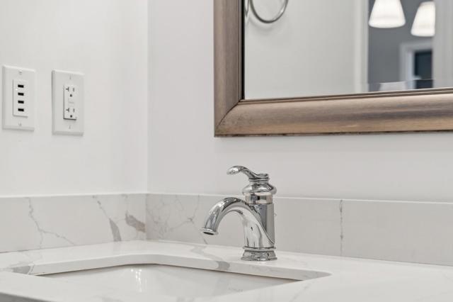 30003006 26th Street, San Francisco CA: https://media.crmls.org/mediaz/dc3c6467-2ec6-417a-be56-7d29ac6bade2.jpg