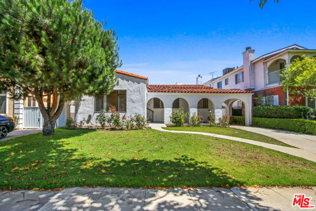 352 S Wetherly Drive, Beverly Hills CA: https://media.crmls.org/mediaz/dc3c6d91-52f6-42bd-9a3d-8a1a835c09a8.jpg