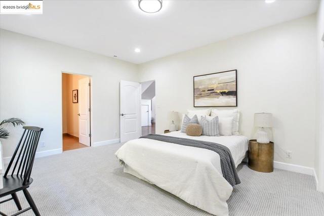 1738 18th Ave, Oakland CA: https://media.crmls.org/mediaz/dc3d971f-b75b-409f-98f7-c244cb849c2e.jpg