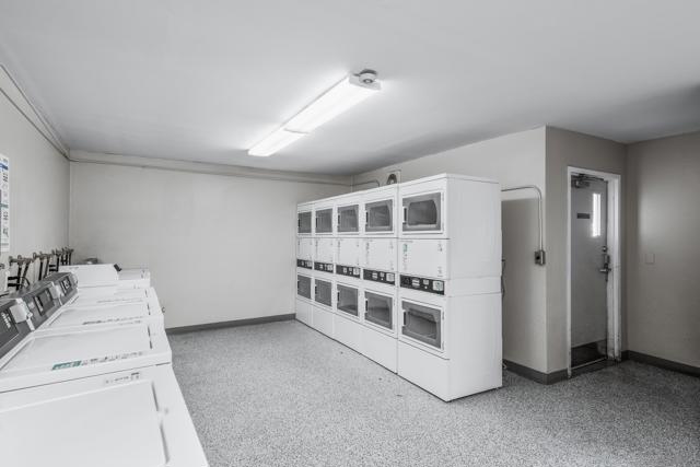 6275 Rancho Mission, Mission Valley CA: https://media.crmls.org/mediaz/dc3d9f05-f24d-4b59-85e6-9f894b7fc986.jpg