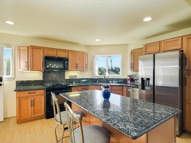 Detail Gallery Image 14 of 67 For 511 Hilltop Dr, Chula Vista,  CA 91910 - 3 Beds | 2 Baths