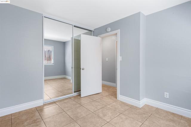 56 Amelia Way, Pittsburg CA: https://media.crmls.org/mediaz/dc3ea0da-5617-4366-a10a-d9b4614dde45.jpg