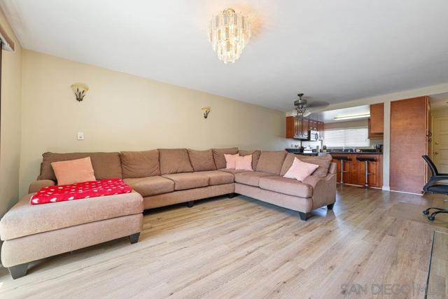 8741 Lake Murray Blvd, UNIT 8, San Diego CA: https://media.crmls.org/mediaz/dc3f35df-a464-46bb-8cc4-9ae540a38b37.jpg