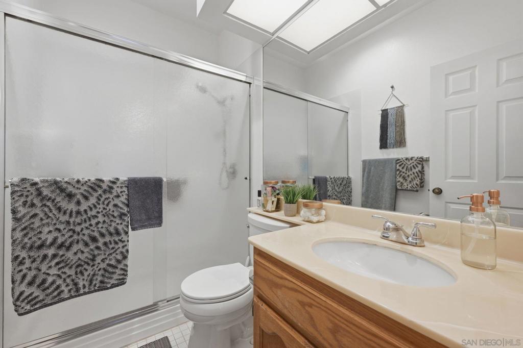 5895 Friars Rd - photo 18