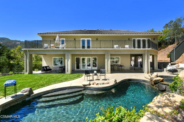 29677 Mulholland Highway, Agoura Hills CA: https://media.crmls.org/mediaz/dc403d20-f22c-4a4e-b7e7-1251fcbf68b7.jpg