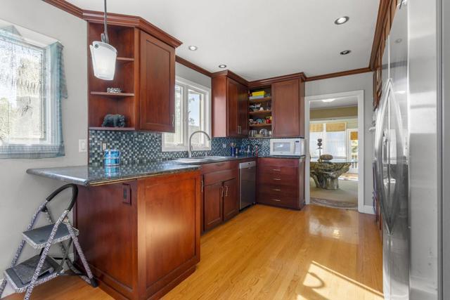 80 Hilltop Drive, San Carlos CA: https://media.crmls.org/mediaz/dc411584-931a-4505-80a9-51c26e6d1b2a.jpg