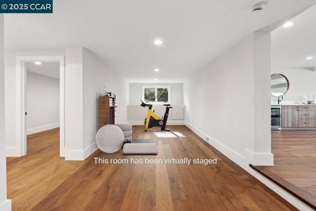 625 Sky Hy Cir, Lafayette CA: https://media.crmls.org/mediaz/dc425b55-bc7b-4a8c-83d7-e5525047fcae.jpg