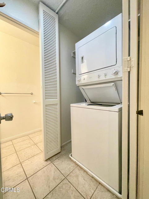 Detail Gallery Image 5 of 33 For 328 E Surfside Dr, Port Hueneme,  CA 93041 - 2 Beds | 1/1 Baths