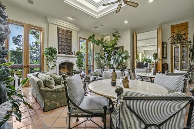 16730 Via De Los Rosales, Rancho Santa Fe, California 92067, 5 Bedrooms Bedrooms, ,5 BathroomsBathrooms,Single Family Residence,For Sale,Via De Los Rosales,240019084SD