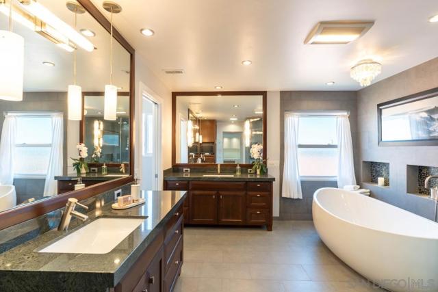 907 Ridge Heights Road, Fallbrook CA: https://media.crmls.org/mediaz/dc4563c4-3b7c-403a-8827-7da6643ace9d.jpg