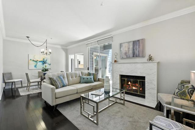 425 Cork Harbour Circle,  CA: https://media.crmls.org/mediaz/dc45d2d2-92ed-419d-83d5-6a6d9f2e0b7d.jpg