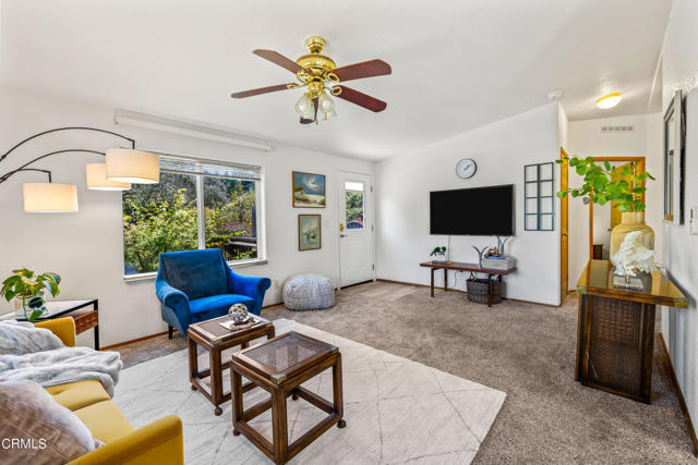 18700 Hare Creek Terrace, Fort Bragg CA: https://media.crmls.org/mediaz/dc46d6f6-d720-4a07-aa41-a6bfea5288eb.jpg