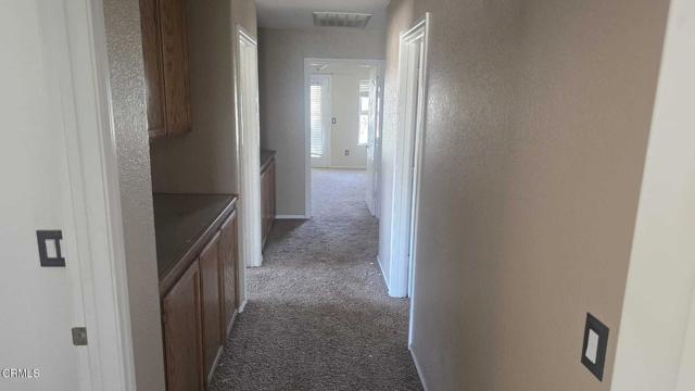 Detail Gallery Image 11 of 19 For 12780 Fir St, Oak Hills,  CA 92344 - 4 Beds | 2/1 Baths