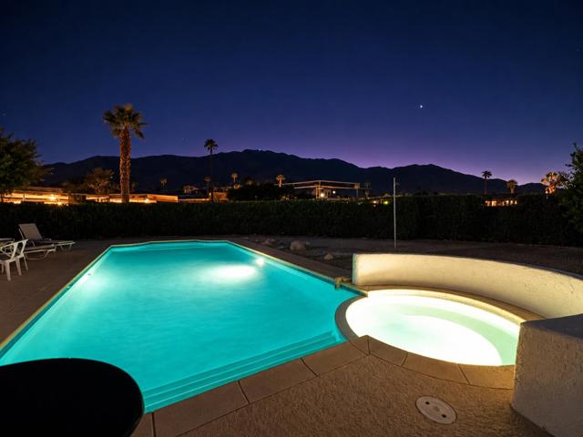 345 E Glen Circle S, Palm Springs, CA 92262
