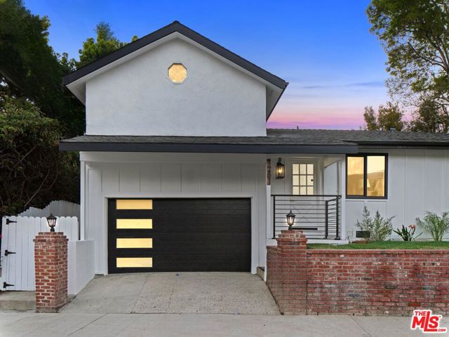 1251 Fairburn Avenue, Los Angeles, California 90024, 3 Bedrooms Bedrooms, ,3 BathroomsBathrooms,Single Family Residence,For Sale,Fairburn,24386583