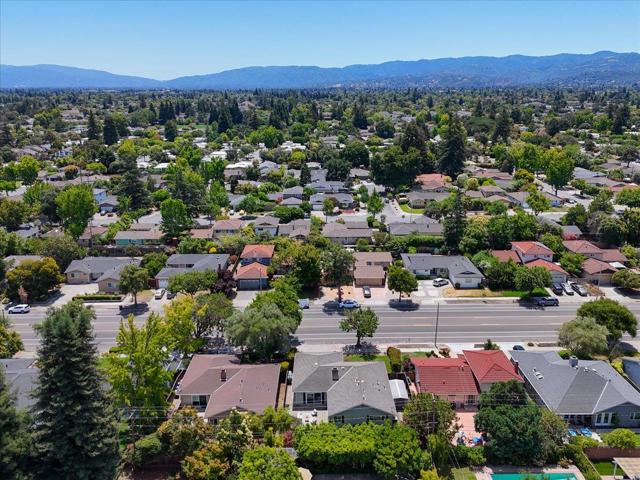 749 W Remington Drive, Sunnyvale CA: https://media.crmls.org/mediaz/dc492a70-8275-4e72-8526-9b8d34f1d550.jpg