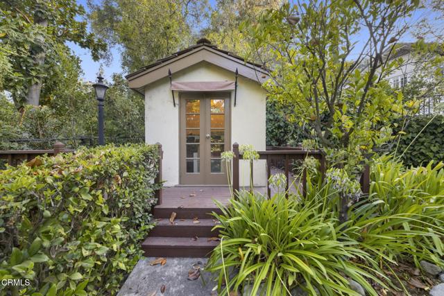 635 Rockwood Road, Pasadena CA: https://media.crmls.org/mediaz/dc4a5e63-437f-4004-bc03-b852d7e30f04.jpg