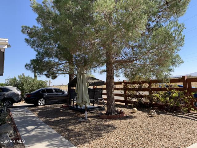 19036 Janine Street, Adelanto CA: https://media.crmls.org/mediaz/dc4a78ed-970f-4764-8c2f-2d872b3a54cd.jpg