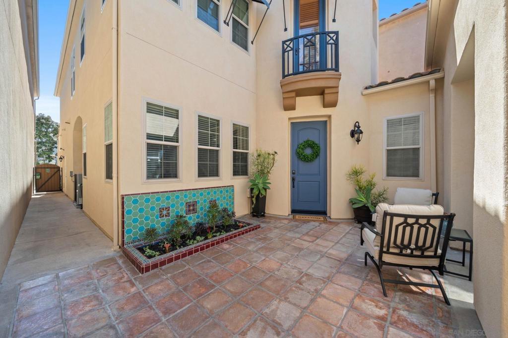 2873 Farragut Road - photo 3