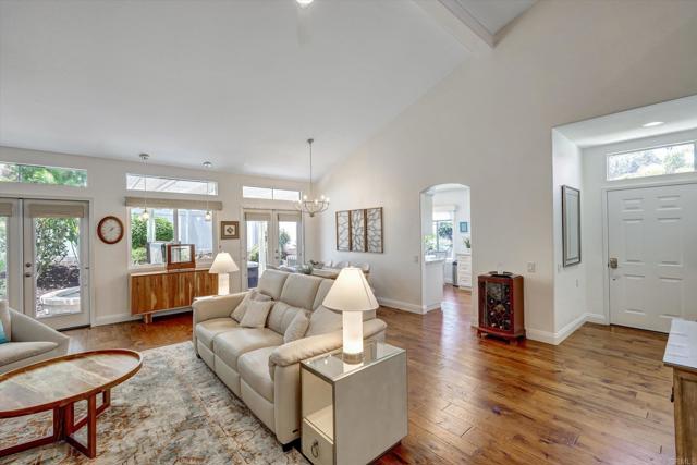 3372 Corsica Way, Oceanside CA: https://media.crmls.org/mediaz/dc4b99d5-36e8-4e24-8193-b755b8e8eeed.jpg