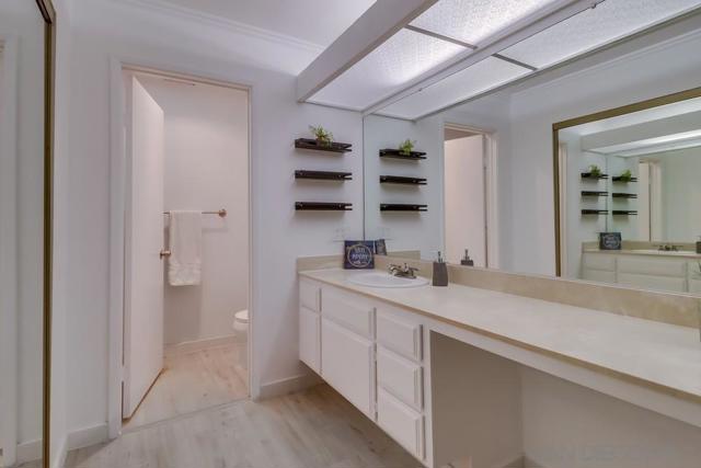 10350 Caminito Cuervo, San Diego CA: https://media.crmls.org/mediaz/dc4cb634-e72f-48f1-a870-8a57c7bbbbf7.jpg