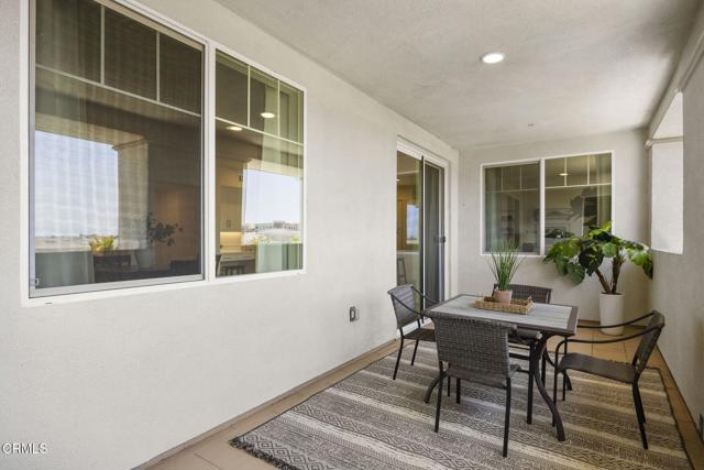 2870 Wagon Wheel Road, Oxnard CA: https://media.crmls.org/mediaz/dc4ec967-2c8d-4408-972f-8252ab1c6f30.jpg