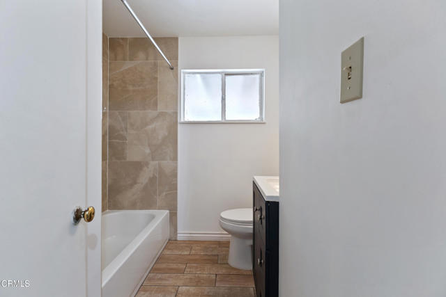 1515 N 6th Place, Port Hueneme CA: https://media.crmls.org/mediaz/dc4f063d-401f-46a3-ba05-626088198b8d.jpg