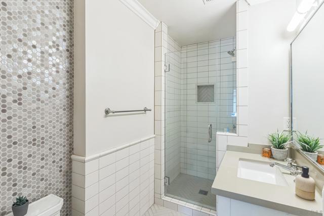 701 Catalina Ave, Santa Ana CA: https://media.crmls.org/mediaz/dc4fed1f-939c-49f0-8010-f2023af7d1b7.jpg