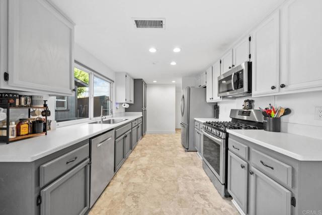 538 Tag Lane, Ramona CA: https://media.crmls.org/mediaz/dc5221f0-e688-424d-833c-a7912e68d51f.jpg
