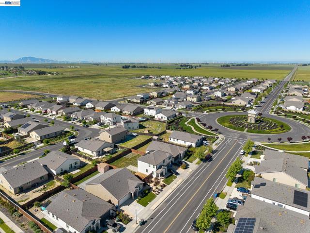 Image 32 of 37 For 4435 Mccormack Rd